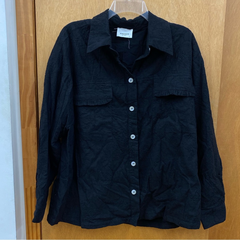 Andree By Unit Eyelet Long Sleeve Button-Down Wit… - image 2